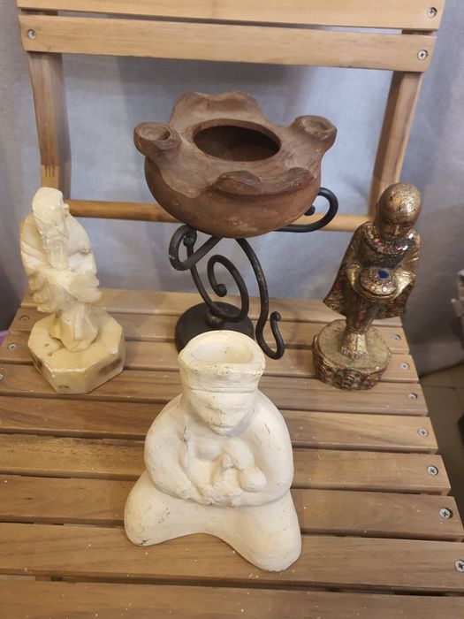 4 Obiecte Decorative Lucrate Manual (Lemn Tec Myanmar, Ceramică)