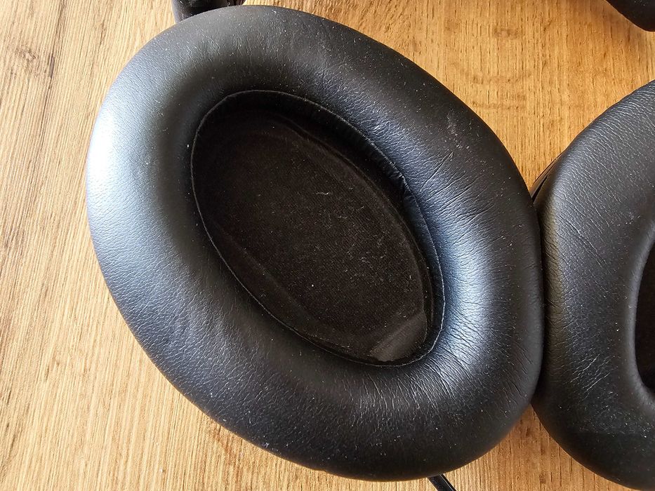 Sennheiser HD 380 Pro Hi-Fi студийни слушалки headphones