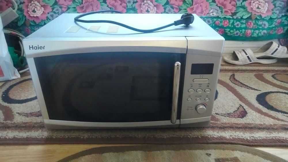 Cuptor cu microunde Haier
