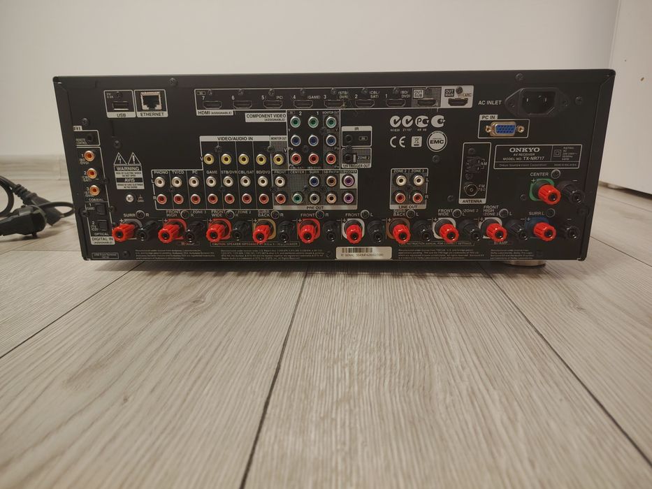 Onkyo Tx-NR 717 -
