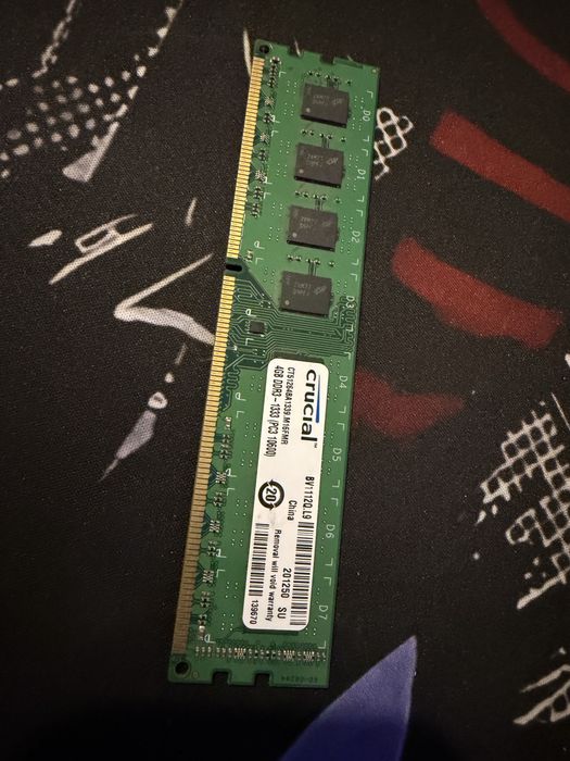 DDR3 4gb crucial