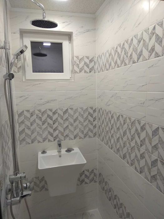 Дава се под наем Двустаен апартамент в Варна, Цветен квартал - 56 кв.м за 408 € - Снимка #2