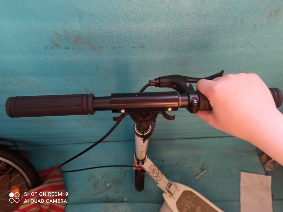 Самокат подростковый белый