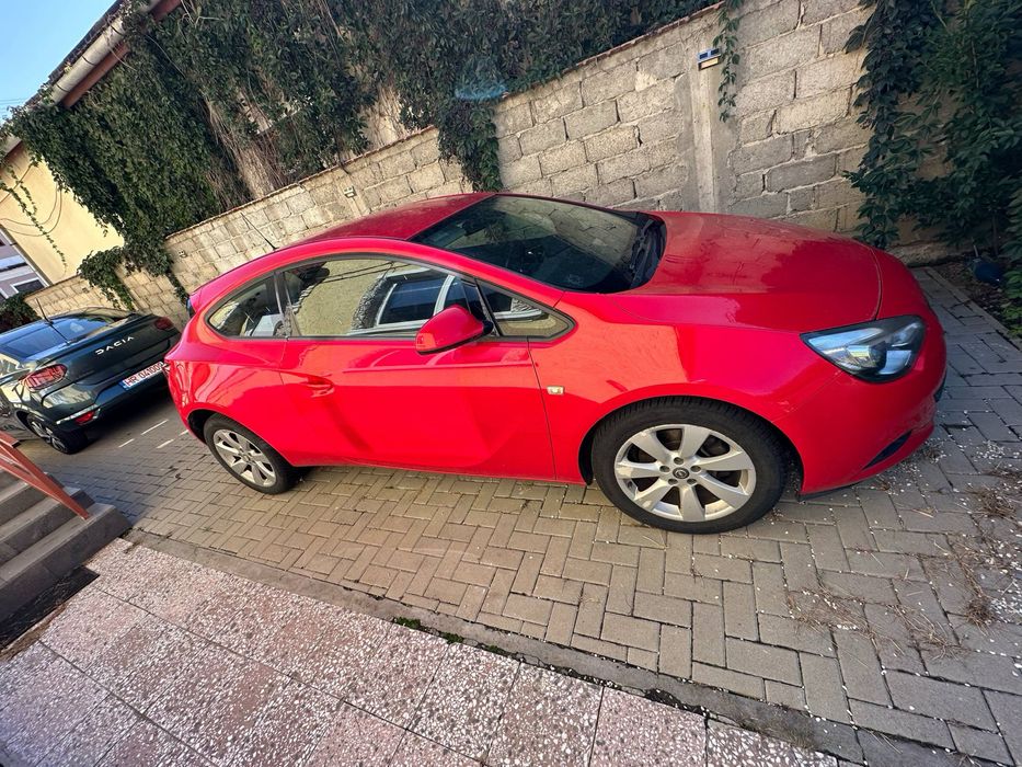 Opel astra GTC 2012