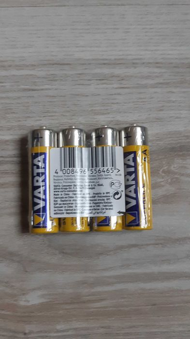 Vand set 4 baterii AA /LR6 Varta sigilate
