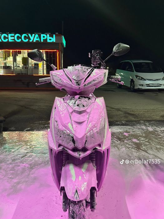 Скутер М8  Веном