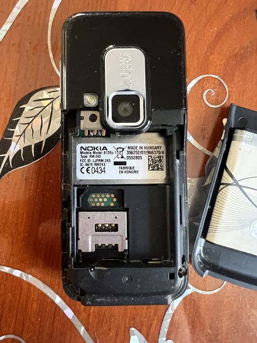 Nokia 6120c без зарядно