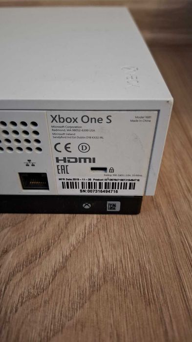 Xbox One S, 1TB, 4K