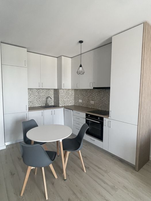 De inchiriat apartament