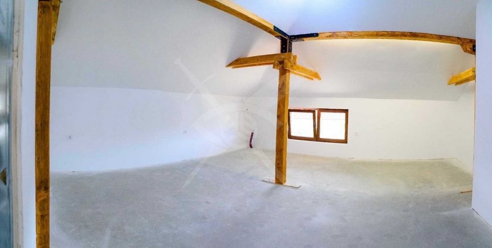 Продава се Къща в с. Здравец, Област Варна - 190 кв.м за 1211 €/кв.м - Снимка #12