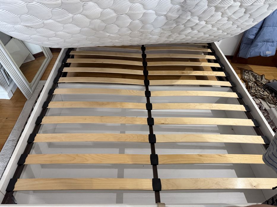 Кровать с ящиком