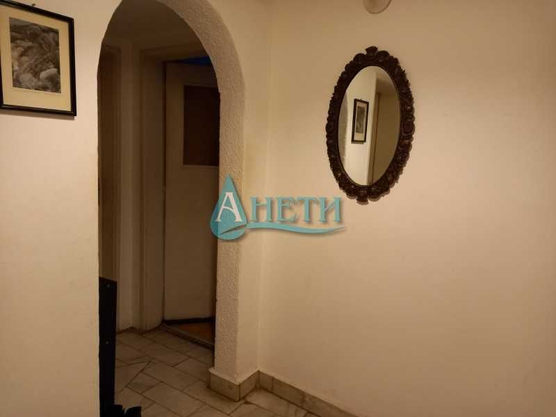 Продава се Тристаен апартамент в София, Подуяне - 124 кв.м за 2396 €/кв.м - Снимка #2