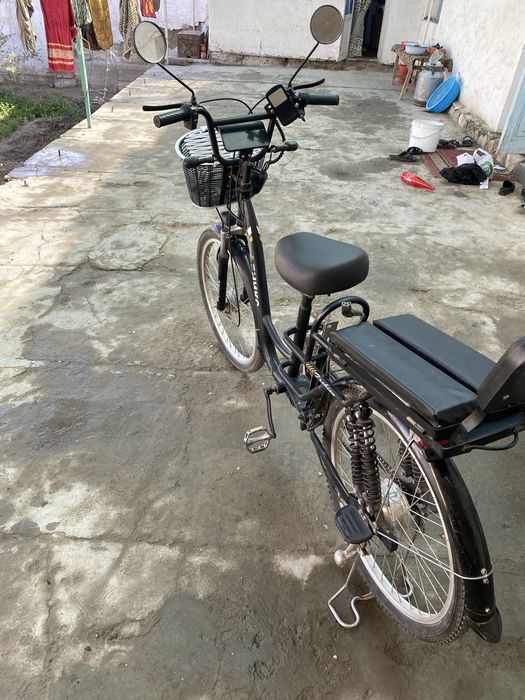 Elektro velosiped sotiladi