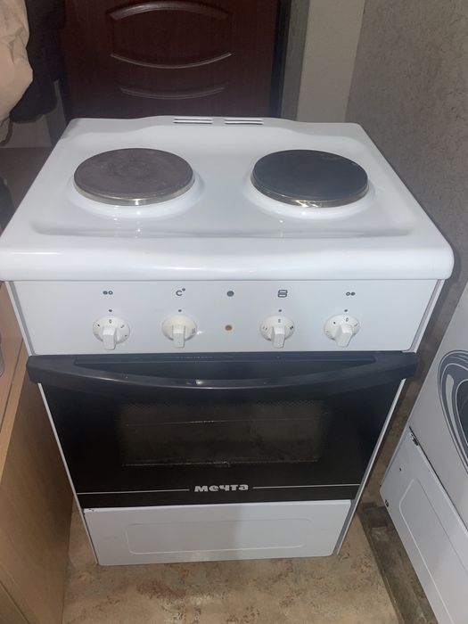 Продам Эл Плиту МЕЧТА. 30000