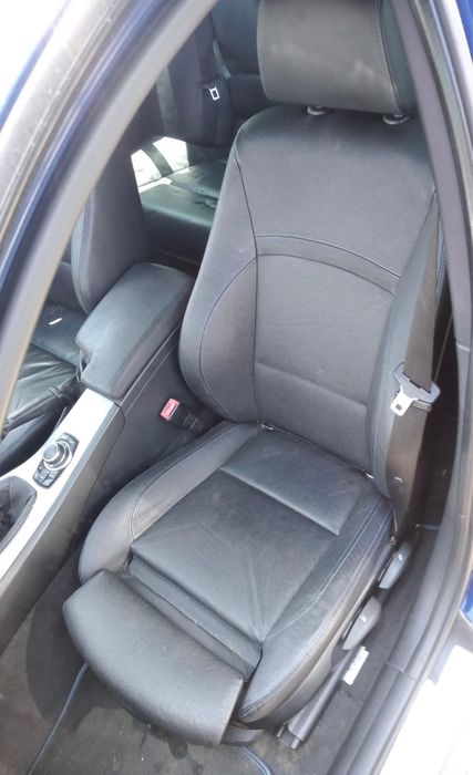 Dezmembrez BMW 320d M Pack E91 LCI 2011,Cic,Xenon,recaro,Fla,jante 18M