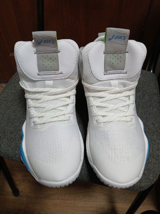 Кроссы новые мужкой