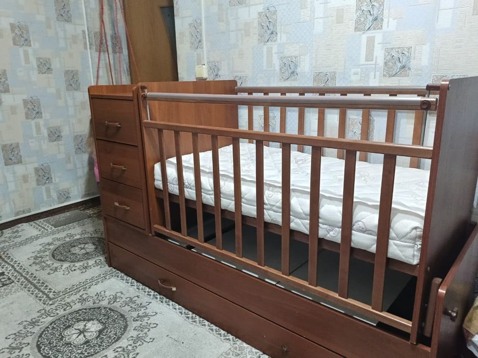 Детская кровать.
