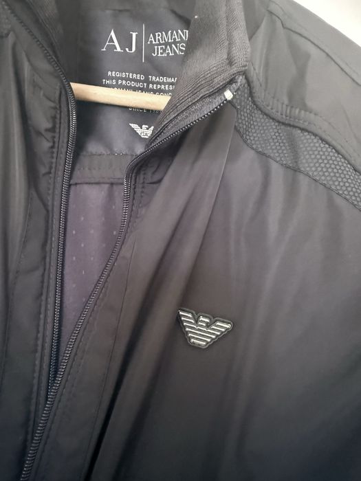 Продам куртку Armani Exchange