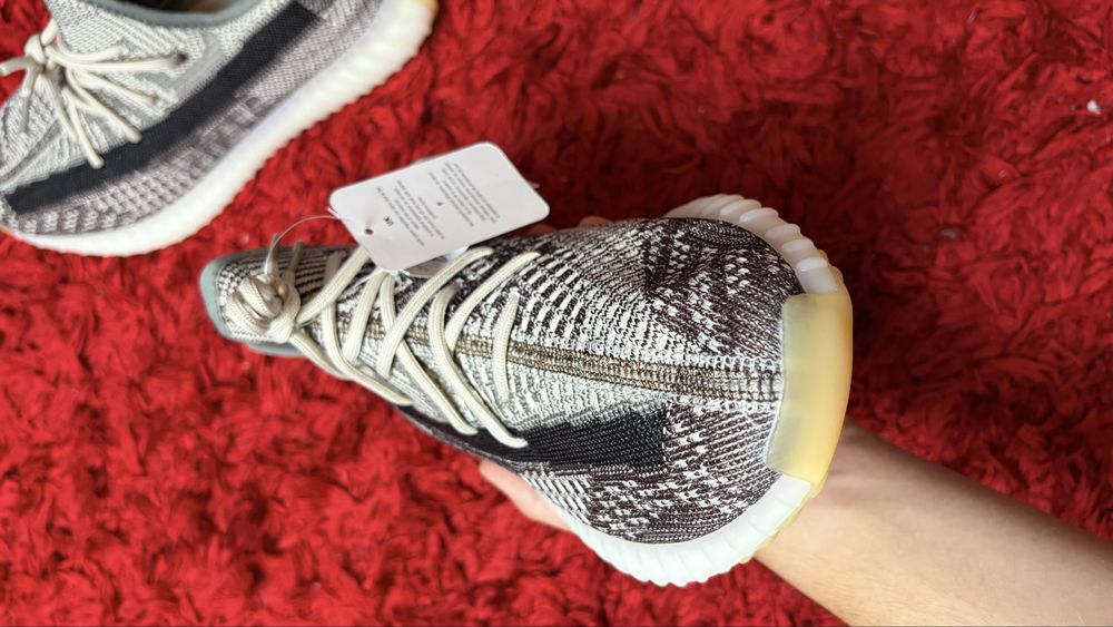Adidasi Yeezy 350 Gri Noi