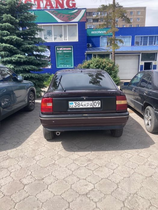 Продам машину Opel