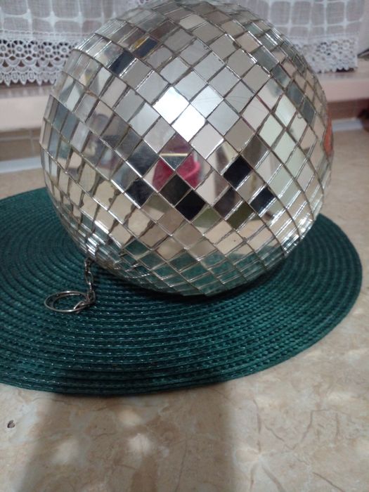 Зеркальный шар интерьерный