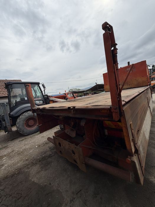 Camion OAF 26.372
