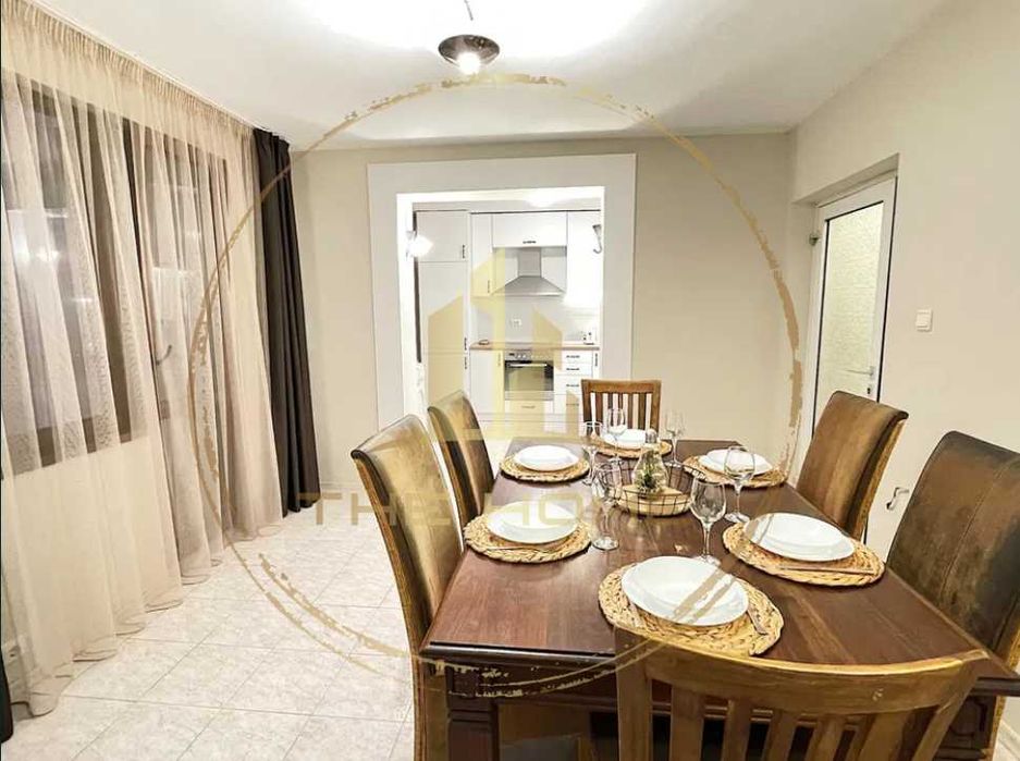 Дава се под наем Многостаен апартамент в Варна, Център - 135 кв.м за 797.64 € - Снимка #1