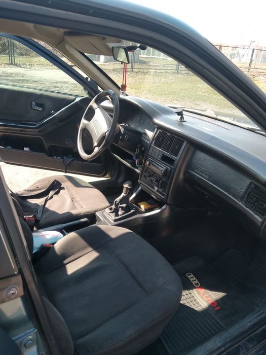 Срочно продам Ауди 80 б3