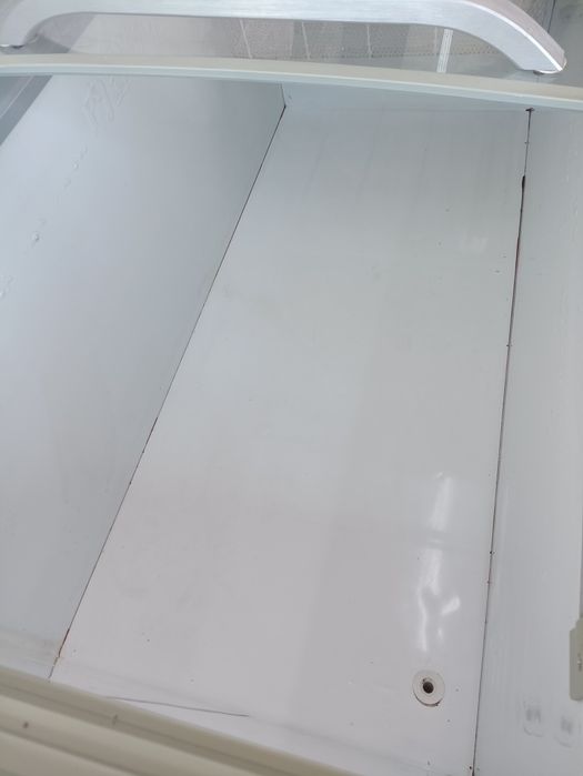 Продам морозильник