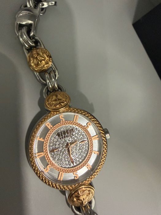 Оригинален дамски часовник Versace