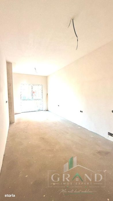 Oportunitate ! Apartament 4 Camere | Semifinisat | Logie 10 MP | Flore — fotografia 3
