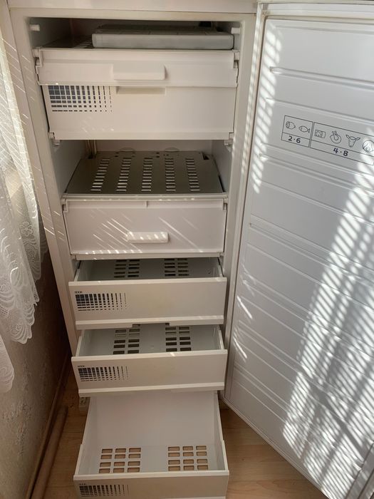 Фризер 240L Freezer
