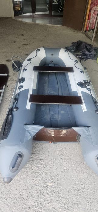 Продам лодку надувная