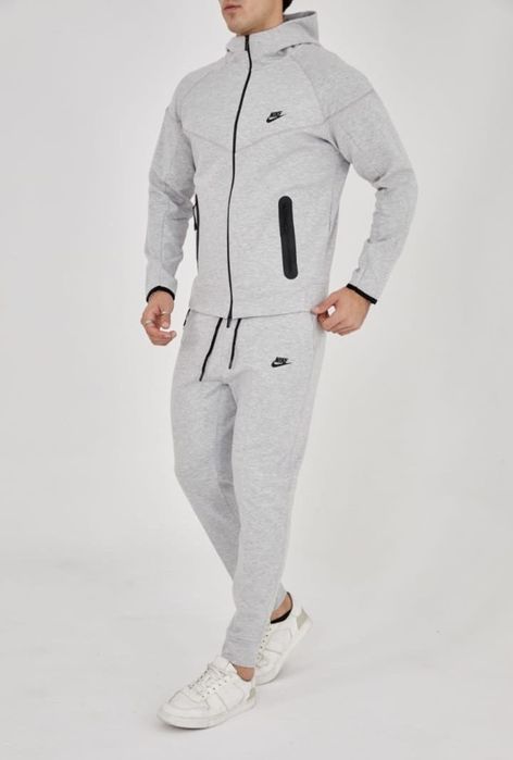 Nike Tech Fleece спортен екип активен джоб