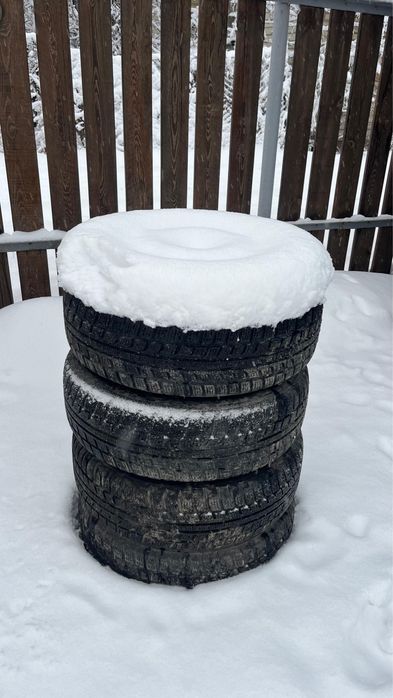 Продам диски с зимней резиной