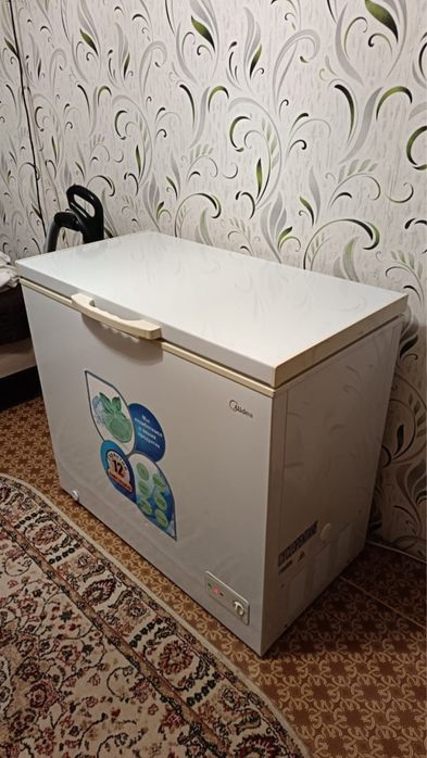 Продам морозильник