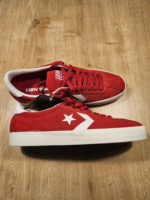 Pantofi sport rosii de piele intoarsa Converse marimea 41