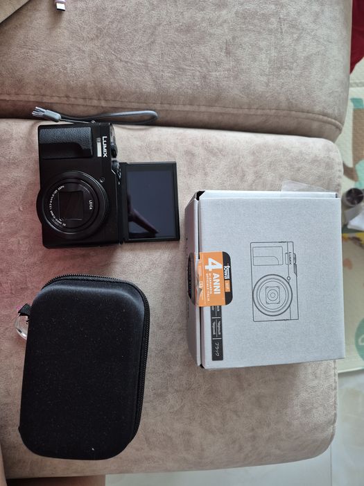 Фотоапарат Philips lumix tz99 black + SD card 16GB