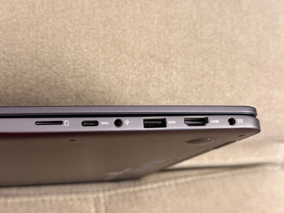 Laptop ASUS ZenBook Flip 14 UX461UN