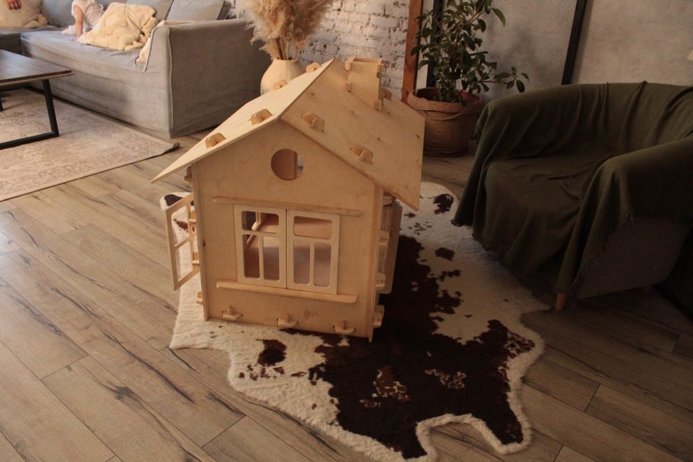 Деревяный детский домик