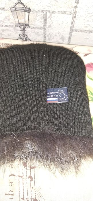 Продам зимнюю шапку чернобурка