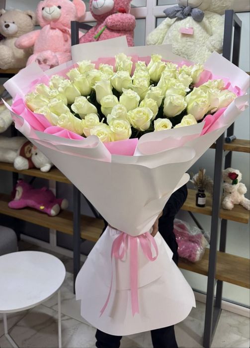 51 роза 120см розы белые