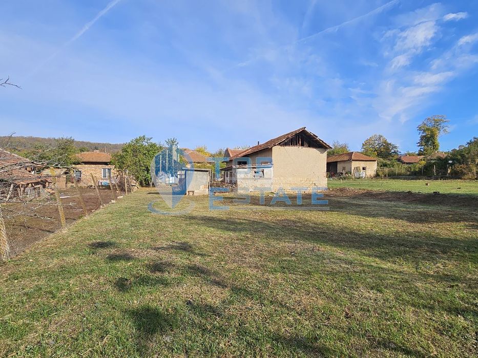 Продава се Къща в с. Драганово, Област Велико Търново - 81 кв.м за 538 €/кв.м - Снимка #6