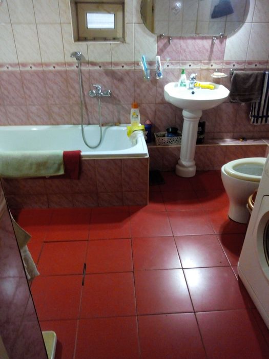 ПРОДАМ  ДОМ 4 Комнатный   Деревянный