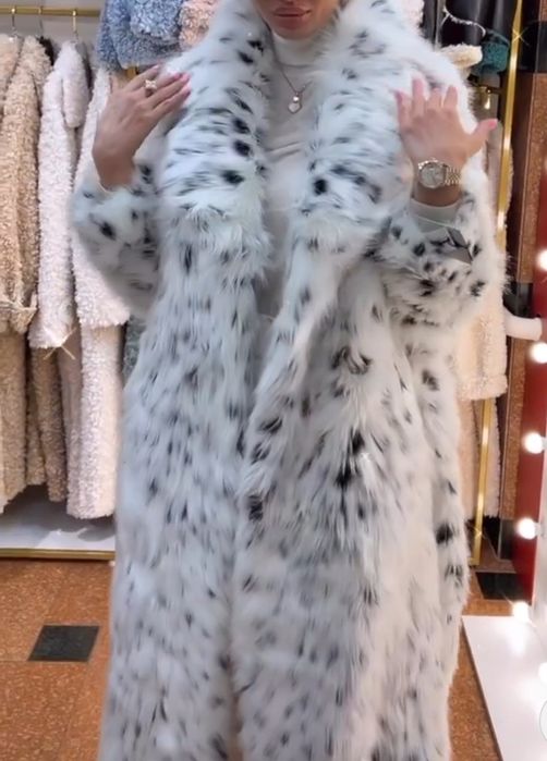 Шикарная Новая шуба