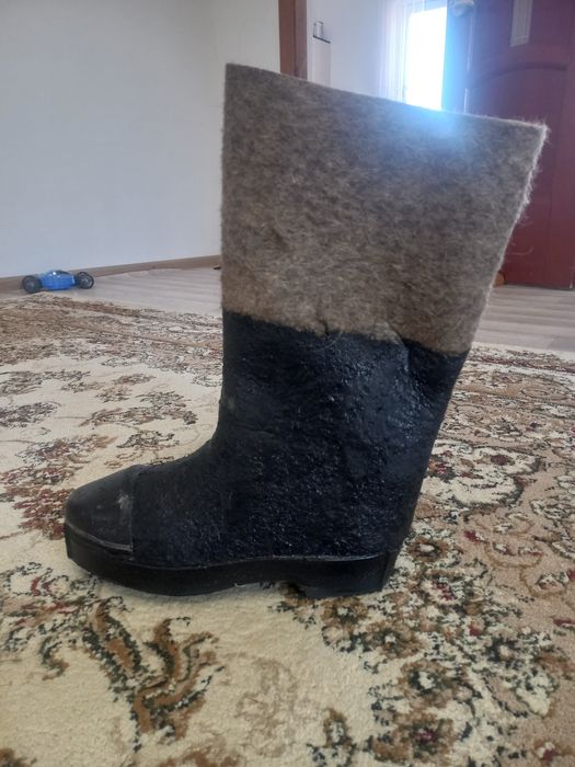Спец обувь, валенки новые