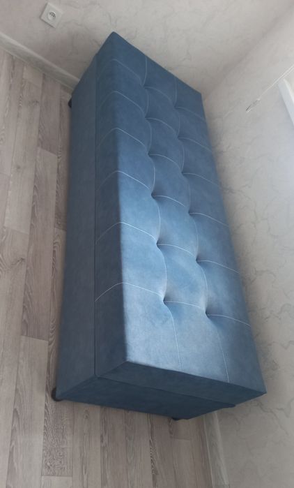 Диванчик-пуфик новый