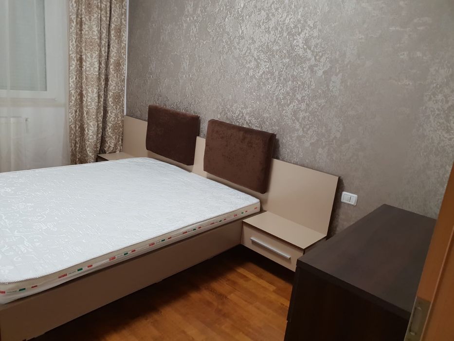 Proprietar inchiriez apartament 2 camere