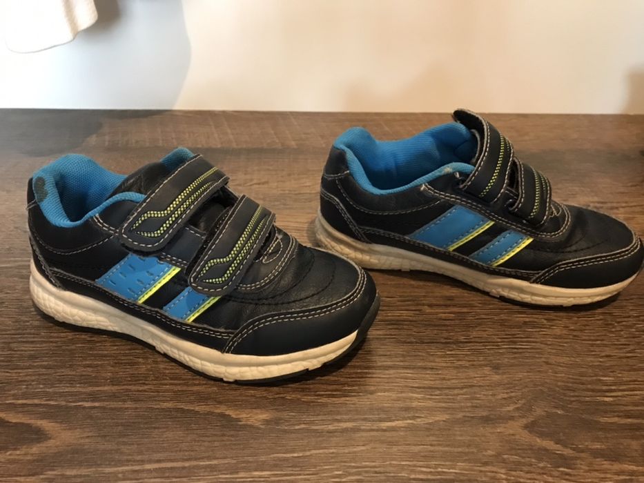 Детски дрехи;Маратонки