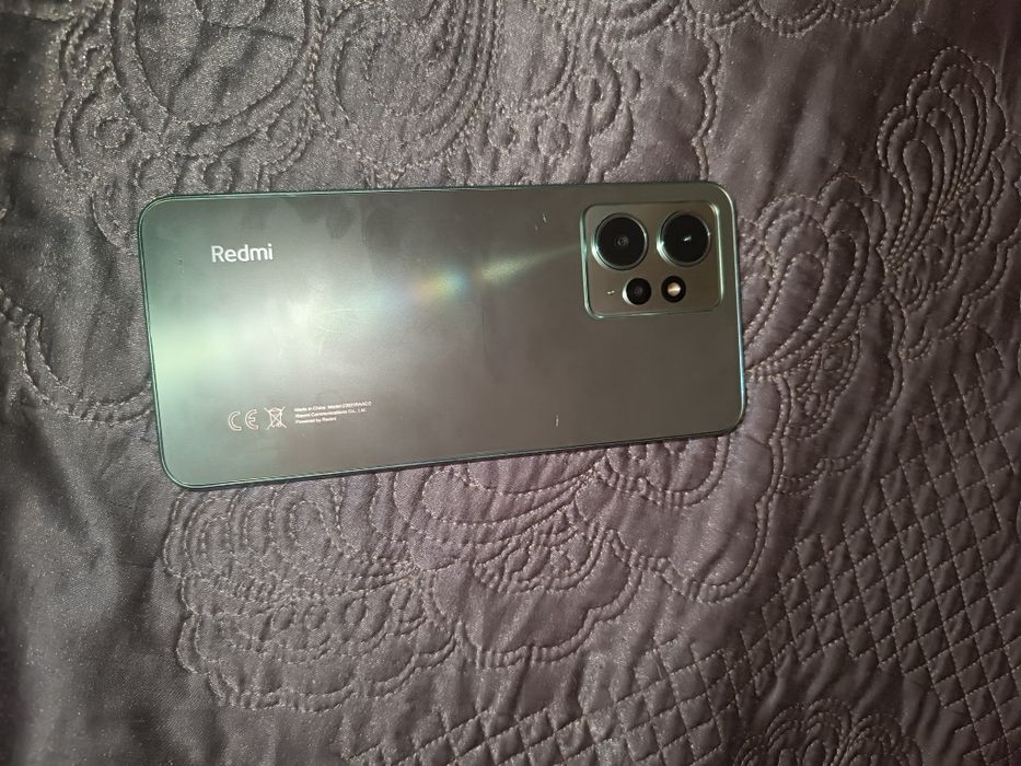 Срочно продам телефон